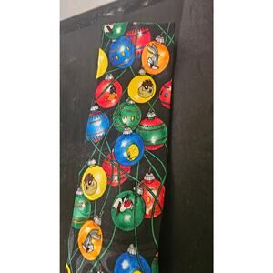 Looney Tunes Mania Christmas Ornament 4 Inch Wide Necktie